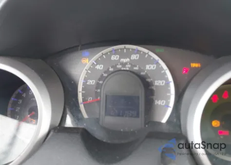 2010 Honda Fit Sport z USA, uszkodzony, nr VIN JHMGE8H41AC029169